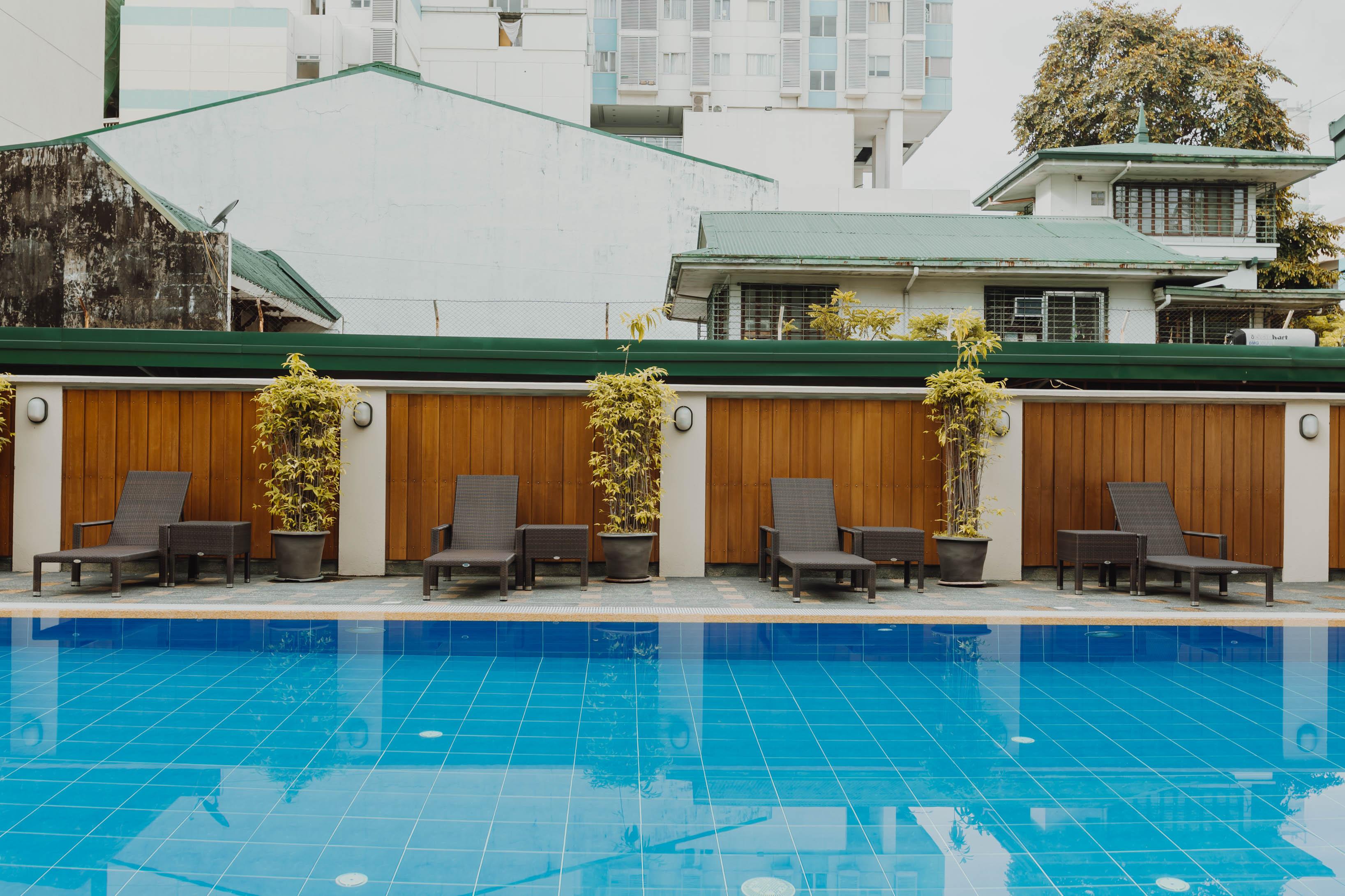 מנילה Tropicana Suites מראה חיצוני תמונה