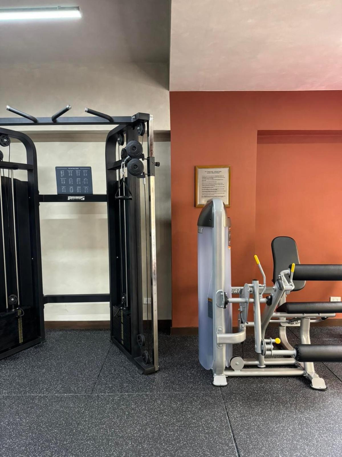 מנילה Tropicana Suites מראה חיצוני תמונה