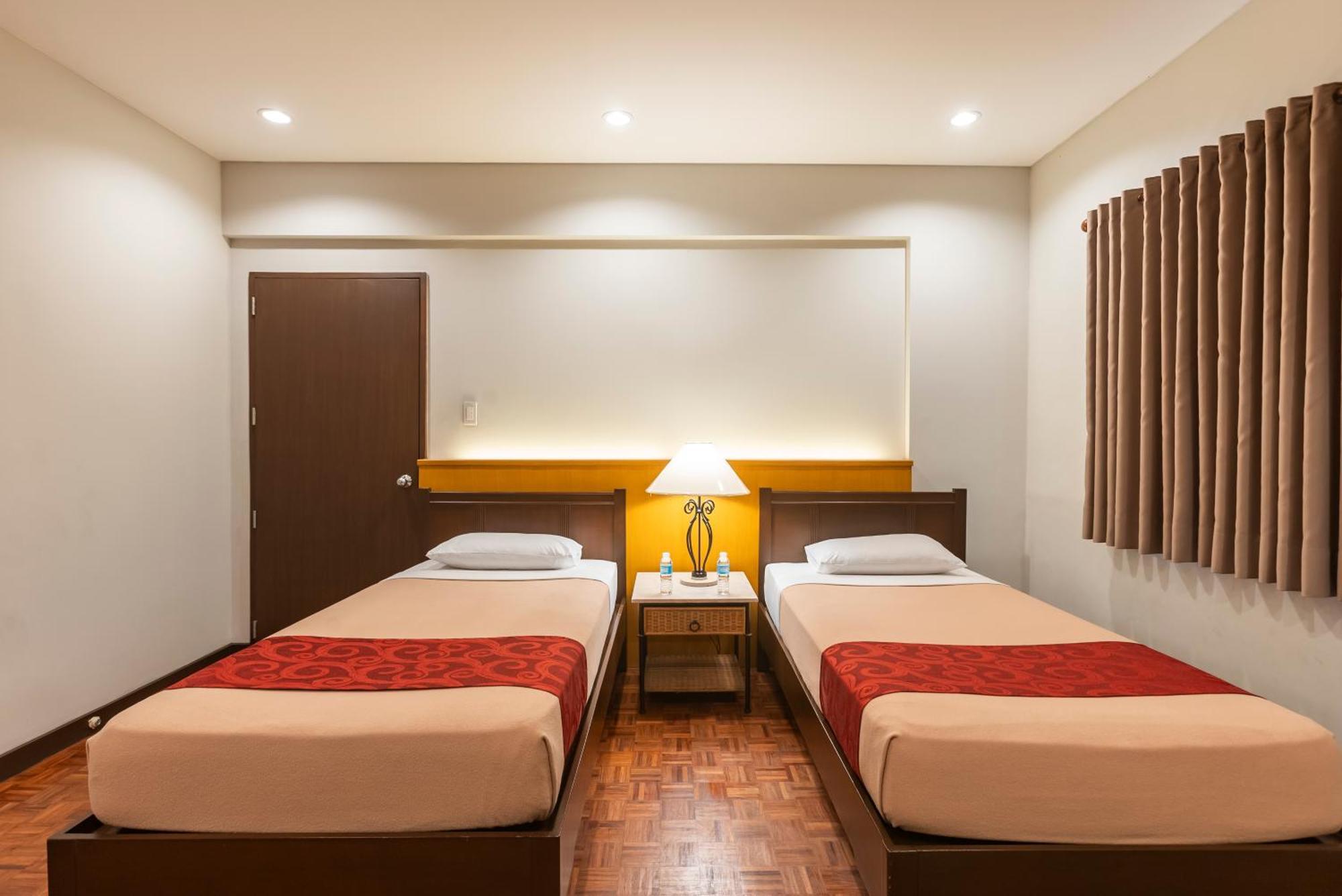 מנילה Tropicana Suites חדר תמונה