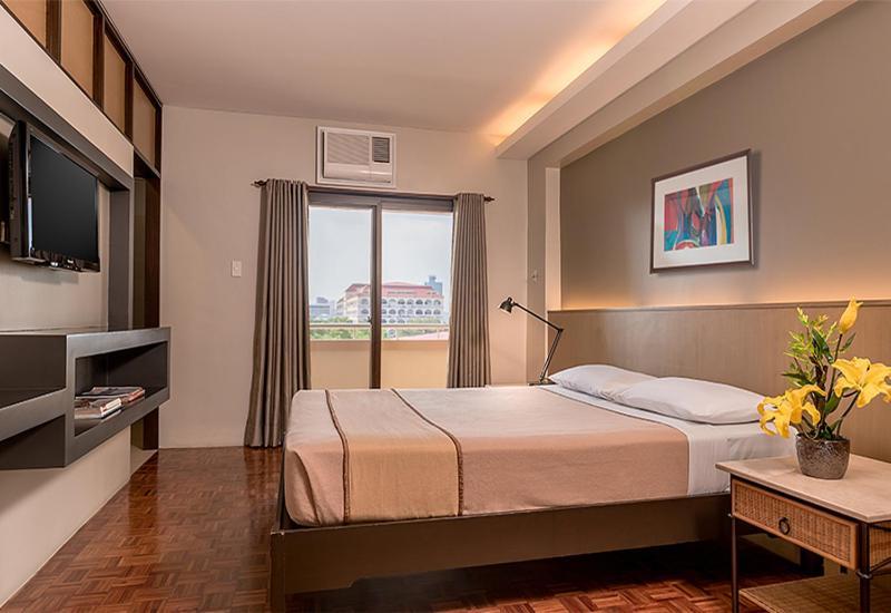 מנילה Tropicana Suites מראה חיצוני תמונה