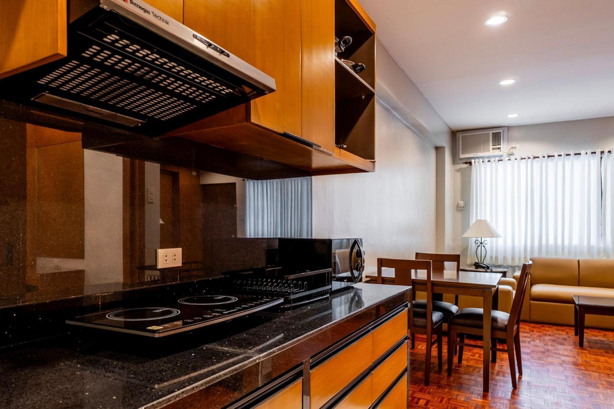 מנילה Tropicana Suites מראה חיצוני תמונה